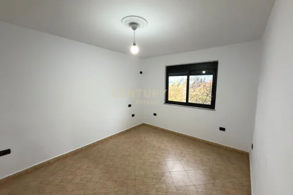 Appartamento in vendita a Tirana 2+1, Vuoto