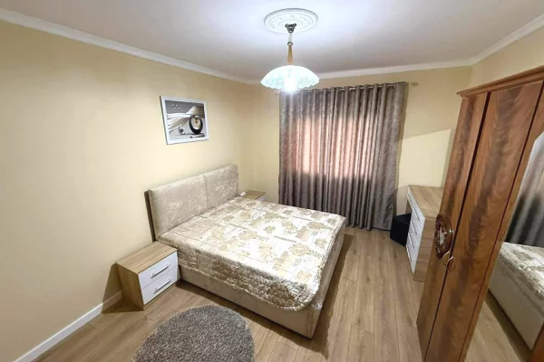 Appartamento in vendita a Tirana 2+1, Arredato