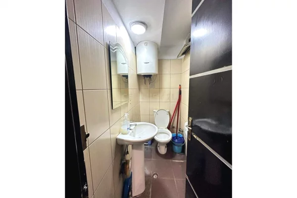 PEDIATRIA, KOMPERCIAL PER QIRA