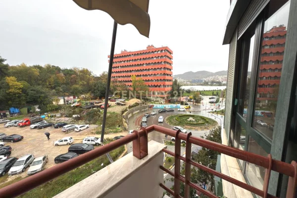 Shtepi me qera Apartament ne Tirane, 2+1, Mobilimi E mobiluar, Pagesa 1,600  Euro.