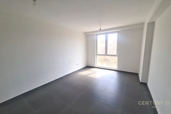 House for Rent 3+1 in Tirana - 400 Euro