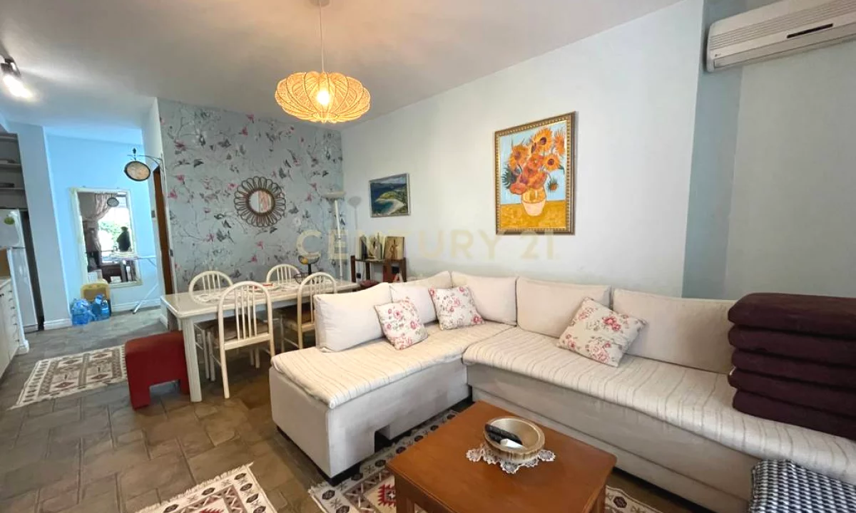 Shtepi ne shitje Apartament ne Durres, 2+1, Mobilimi E mobiluar, Pagesa 187,000  Euro.