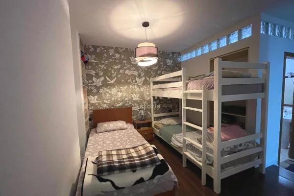 Shtepi ne shitje Apartament ne Durres, 2+1, Mobilimi E mobiluar, Pagesa 187,000  Euro.