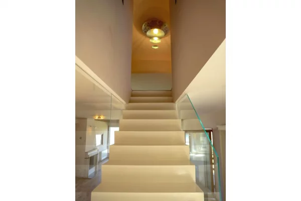 Shtepi ne shitje Vila Luksoze ne Tirane, 4+1, Mobilimi Pjeserisht e mobiluar, Pagesa 1,547,000  Euro.