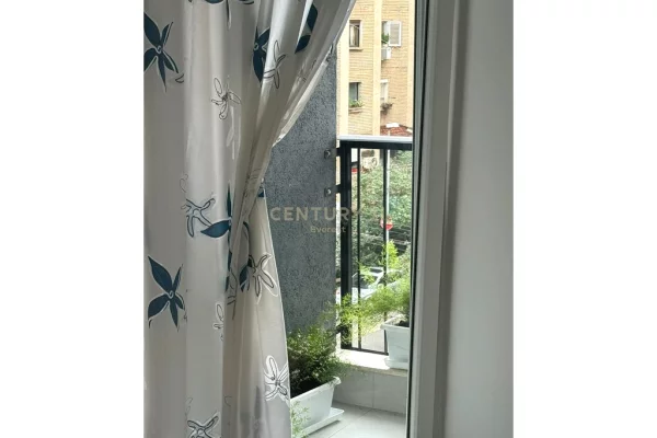 Appartamento in vendita a Tirana 1+1, Arredato