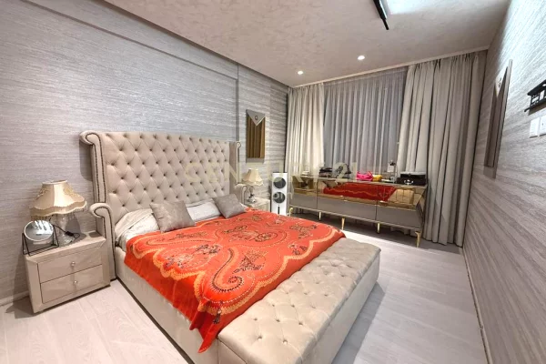 Appartamento in vendita a Tirana 2+1, Arredato