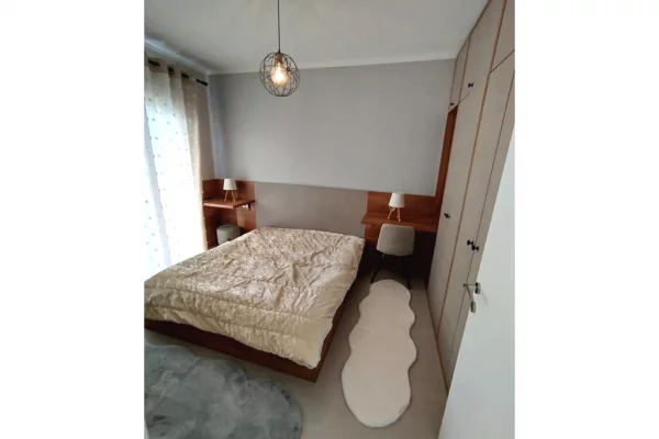 Shtepi me qera Apartament ne Tirane, 1+1, Mobilimi E mobiluar, Pagesa 500  Euro.