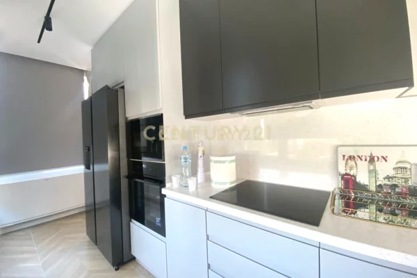 Shtepi me qera Apartament ne Tirane, 2+1, Mobilimi E mobiluar, Pagesa 1,700  Euro.