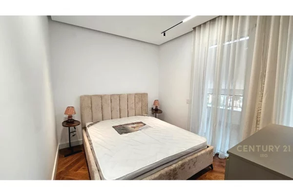 Shtepi me qera Apartament ne Tirane, 2+1, Mobilimi E mobiluar, Pagesa 1,500  Euro.