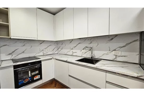 Shtepi me qera Apartament ne Tirane, 2+1, Mobilimi E mobiluar, Pagesa 1,500  Euro.