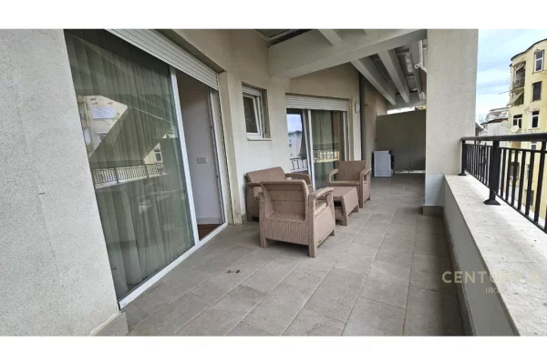 Shtepi me qera Apartament ne Tirane, 2+1, Mobilimi E mobiluar, Pagesa 1,500  Euro.