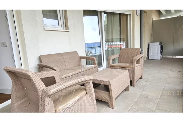 Shtepi me qera Apartament ne Tirane, 2+1, Mobilimi E mobiluar, Pagesa 1,500  Euro.