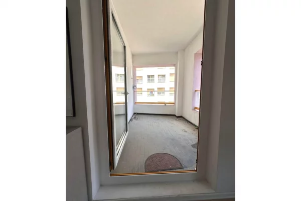 Shtepi ne shitje Apartament ne Tirane, 2+1, Mobilimi E mobiluar, Pagesa 130,000  Euro.