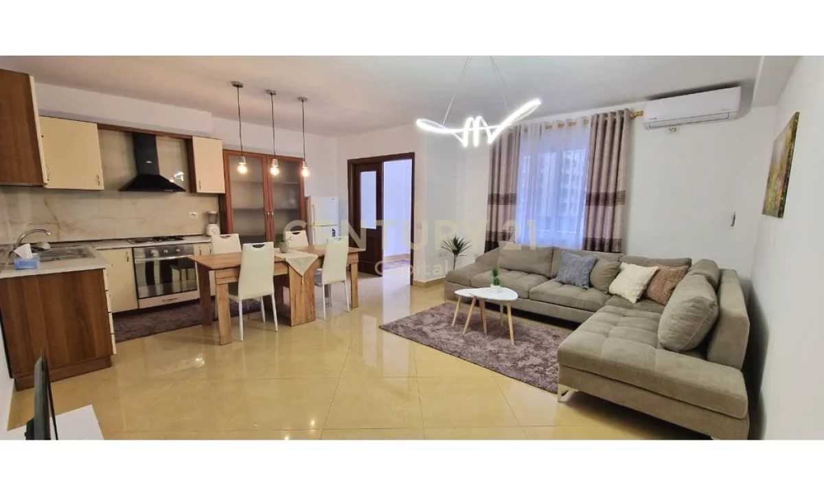 Shtepi me qera Apartament ne Tirane, 2+1, Mobilimi Bosh, pa mobiluar, Pagesa 800  Euro.