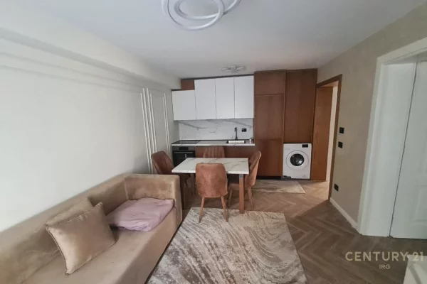 Shtepi me qera Apartament ne Tirane, 1+1, Mobilimi E mobiluar, Pagesa 600  Euro.