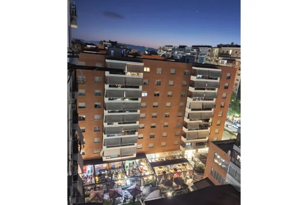 Shtepi me qera Apartament ne Tirane, 1+1, Mobilimi E mobiluar, Pagesa 1,100  Euro.