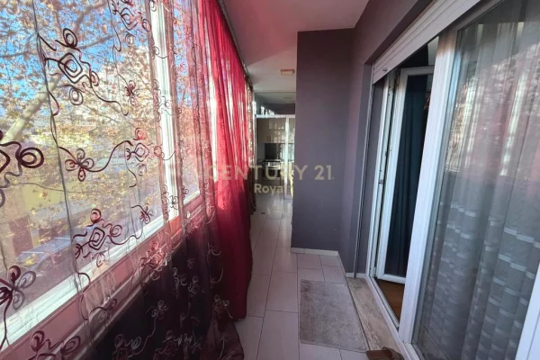 Appartamento in vendita a Tirana 3+1, Arredato