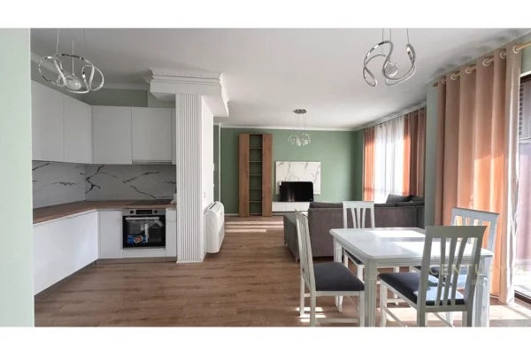 Shtepi me qera Apartament ne Tirane, 2+1, Mobilimi E mobiluar, Pagesa 1,100  Euro.