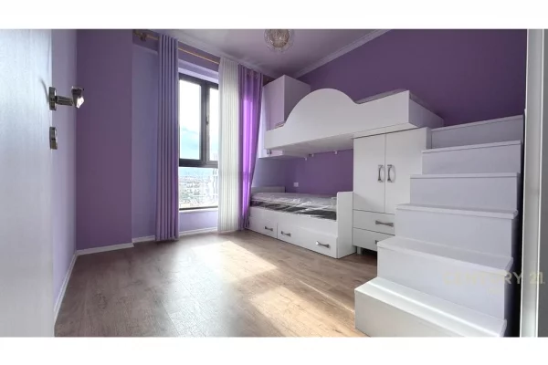 Shtepi me qera Apartament ne Tirane, 2+1, Mobilimi E mobiluar, Pagesa 1,100  Euro.
