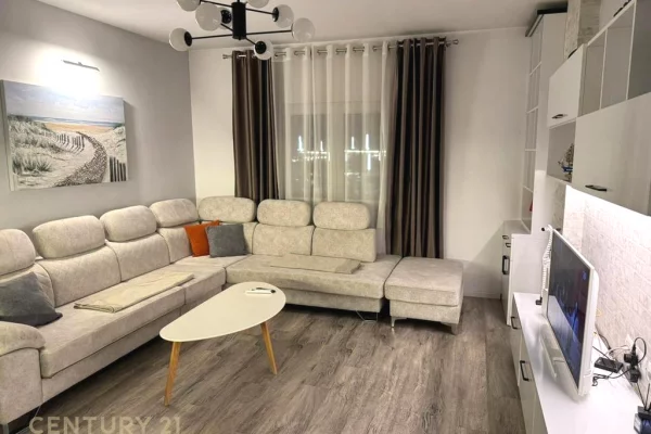 Shtepi me qera Apartament ne Tirane, 2+1, Mobilimi E mobiluar, Pagesa 850  Euro.