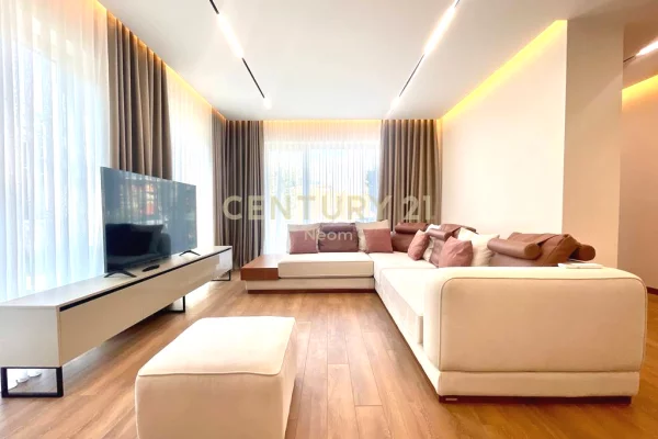 House for Rent 4+1 in Tirana - 4,000 Euro