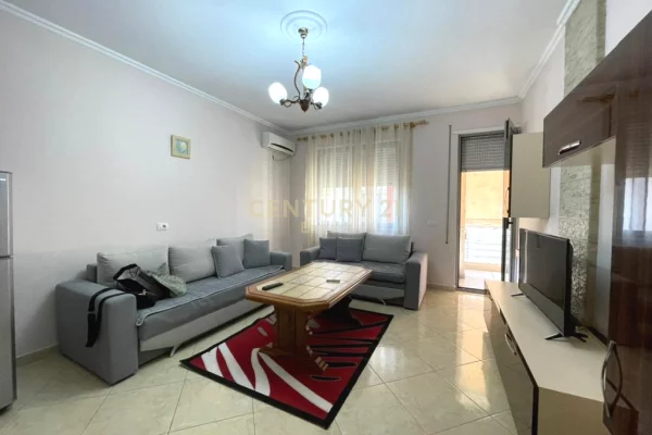 Shtepi me qera Apartament ne Tirane, 1+1, Mobilimi E mobiluar, Pagesa 500  Euro.