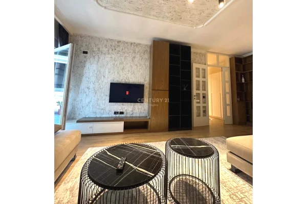 Shtepi me qera Apartament ne Tirane, 2+1, Mobilimi E mobiluar, Pagesa 600  Euro.