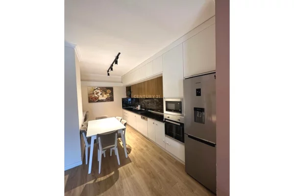 Shtepi me qera Apartament ne Tirane, 2+1, Mobilimi E mobiluar, Pagesa 600  Euro.