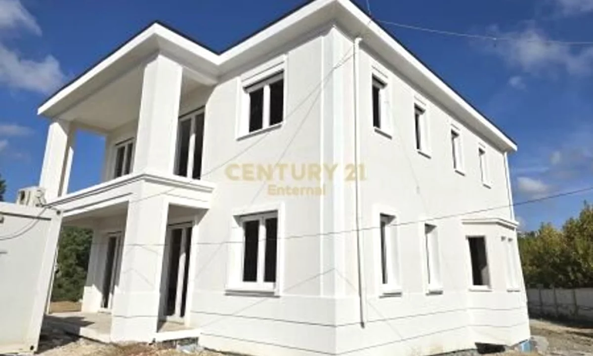 Villa di lusso in vendita a Tirana 6+1, Vuoto