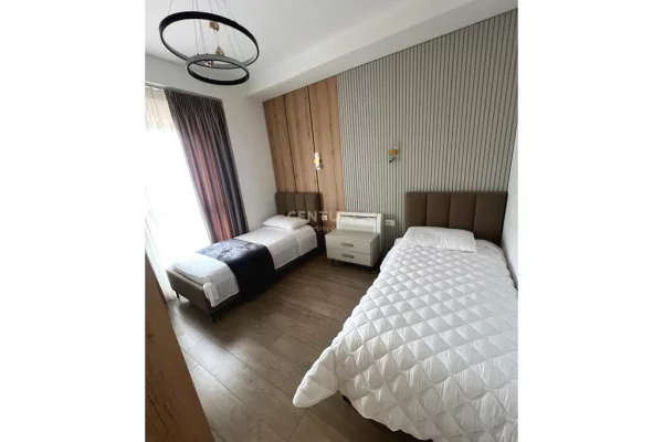 Shtepi me qera Apartament ne Tirane, 2+1, Mobilimi E mobiluar, Pagesa 1,500  Euro.