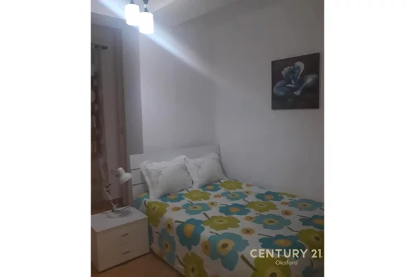 Appartamento in vendita a Tirana 2+1, Arredato