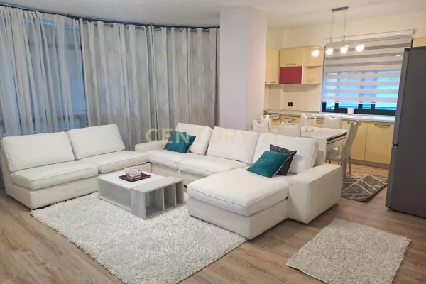 Shtepi me qera Apartament ne Tirane, 2+1, Mobilimi E mobiluar, Pagesa 650  Euro.