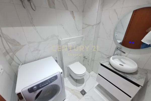 Shtepi me qera Apartament ne Tirane, 2+1, Mobilimi E mobiluar, Pagesa 650  Euro.