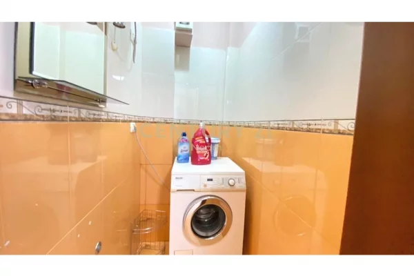 Shtepi me qera Apartament ne Tirane, 2+1, Mobilimi E mobiluar, Pagesa 750  Euro.