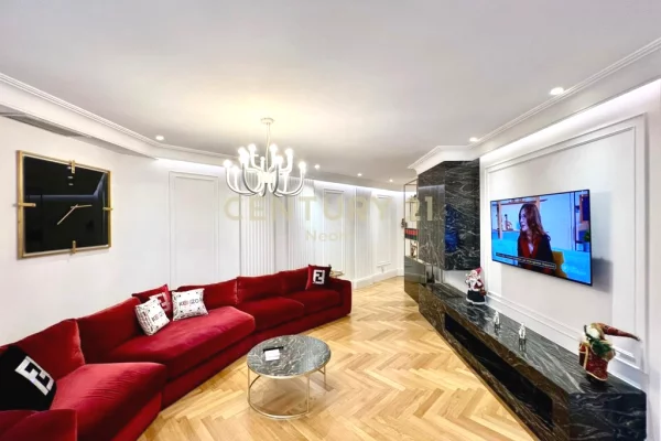 Appartamento in vendita a Tirana 2+1, Arredato