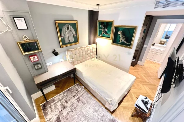 Appartamento in vendita a Tirana 2+1, Arredato