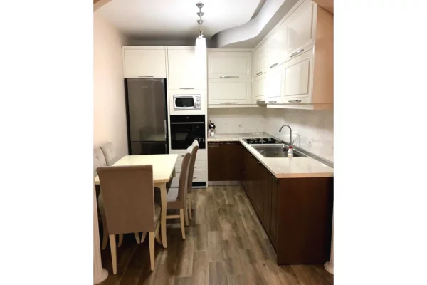 Shtepi me qera Apartament ne Tirane, 1+1, Mobilimi E mobiluar, Pagesa 600  Euro.