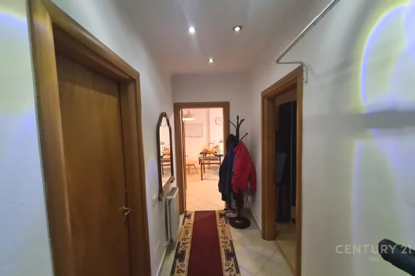 Shtepi me qera Apartament ne Tirane, 1+1, Mobilimi E mobiluar, Pagesa 600  Euro.