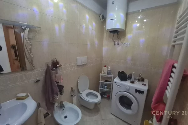 Shtepi me qera Apartament ne Tirane, 1+1, Mobilimi E mobiluar, Pagesa 600  Euro.