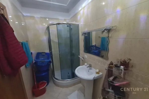 Shtepi me qera Apartament ne Tirane, 1+1, Mobilimi E mobiluar, Pagesa 600  Euro.