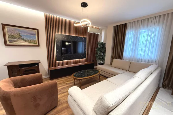 House for Rent 2+1 in Tirana - 1,050 Euro