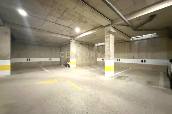 Appartamento in vendita a Tirana 2+1, Arredato