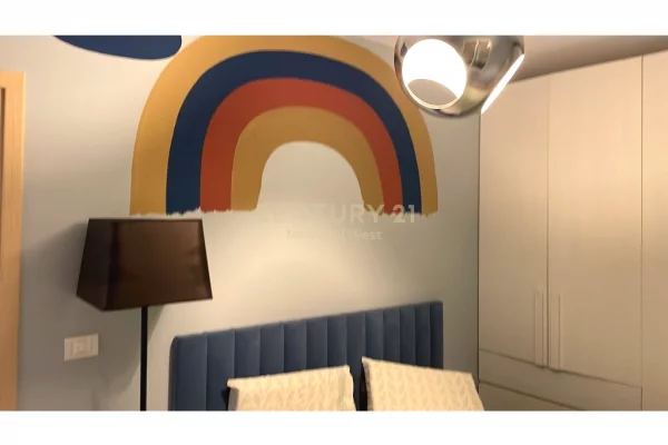 Appartamento in vendita a Tirana 2+1, Arredato