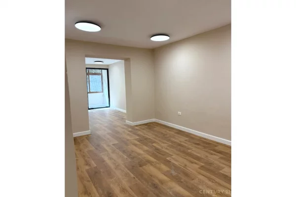 Appartamento in vendita a Tirana 2+1, Vuoto