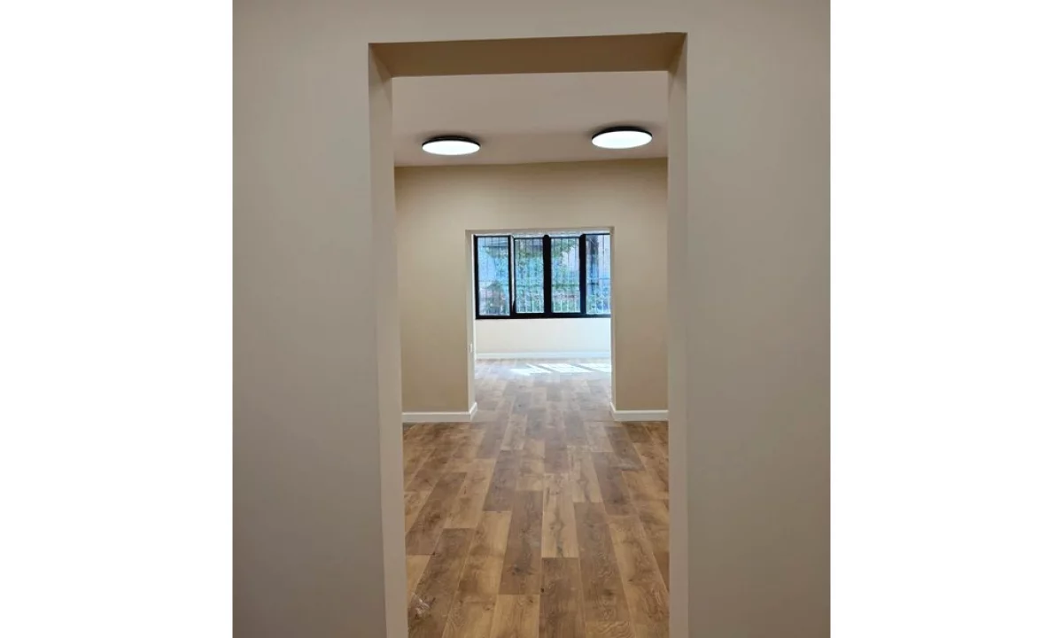 Appartamento in vendita a Tirana 2+1, Vuoto