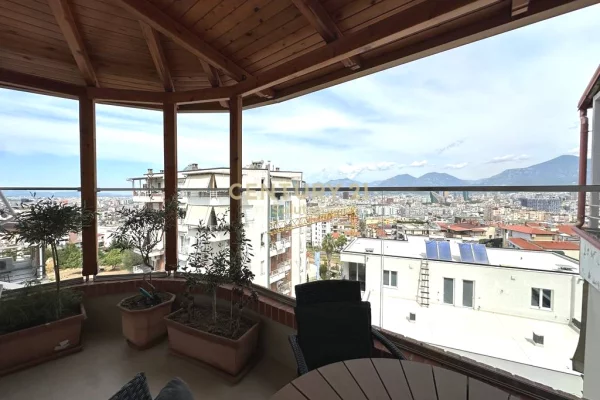 Appartamento in vendita a Tirana 3+1, Arredato