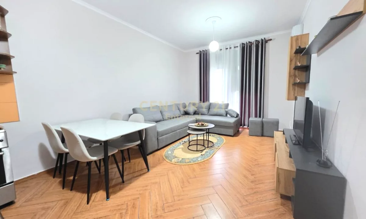 Shtepi me qera Apartament ne Tirane, 1+1, Mobilimi E mobiluar, Pagesa 450  Euro.