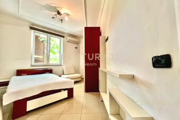 Shtepi me qera Apartament ne Tirane, 2+1, Mobilimi E mobiluar, Pagesa 800  Euro.