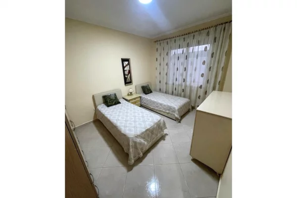 Shtepi me qera Apartament ne Tirane, 1+1, Mobilimi E mobiluar, Pagesa 550  Euro.