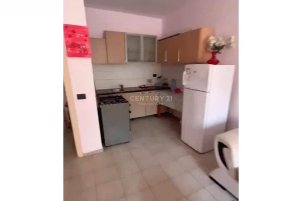 Shtepi me qera Apartament ne Tirane, 1+1, Mobilimi E mobiluar, Pagesa 420  Euro.
